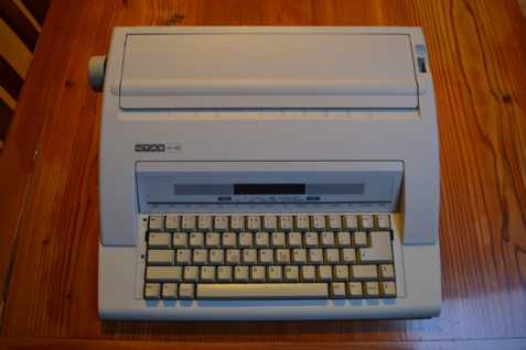 El. psací stroj UTAX AX160